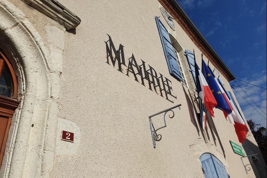 Sérignac sur Garonne : La mairie offre à chaque élève 2 masques.